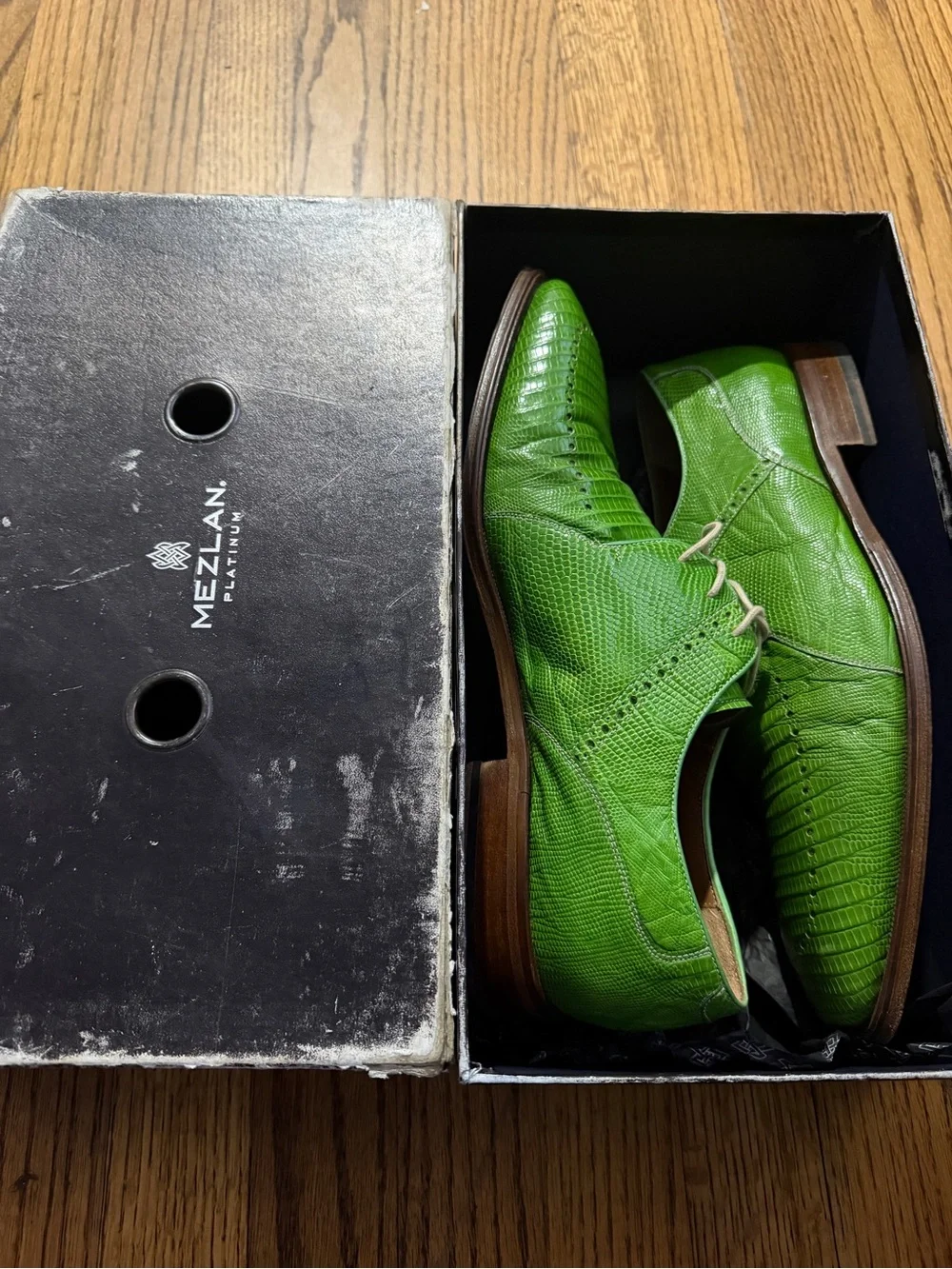 Mezlan Green Lizard-Embossed Leather Lace-Up Oxfords
